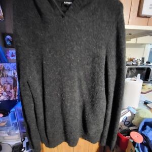 Express Men's Black V-Neck Wool-Blend Sweater